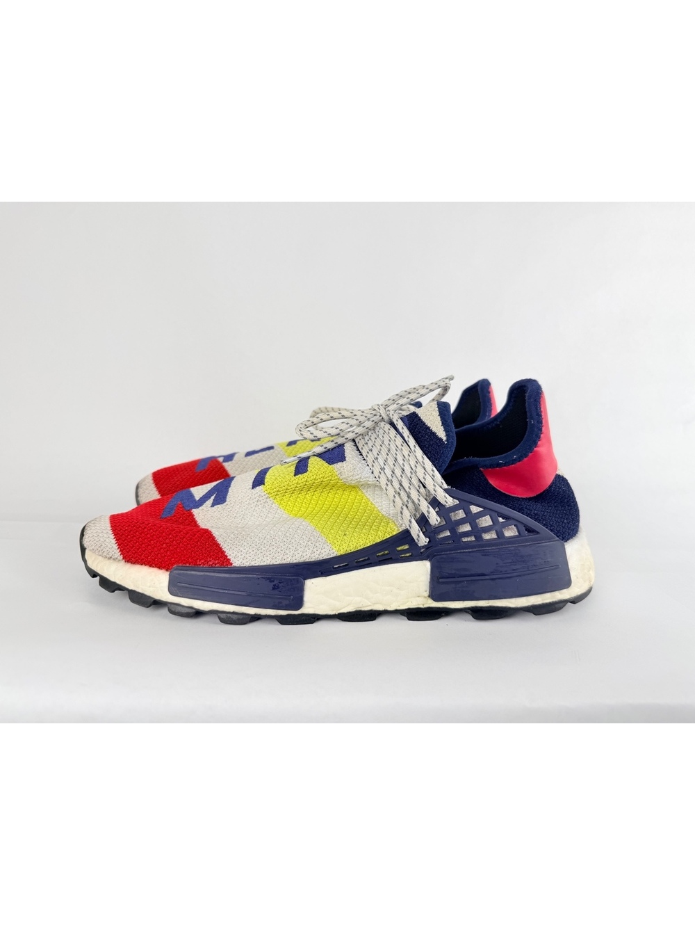 Adidas NMD Hu Trail Pharrell BBC Heart Mind BB9544 Men's Size 11 Sneakers